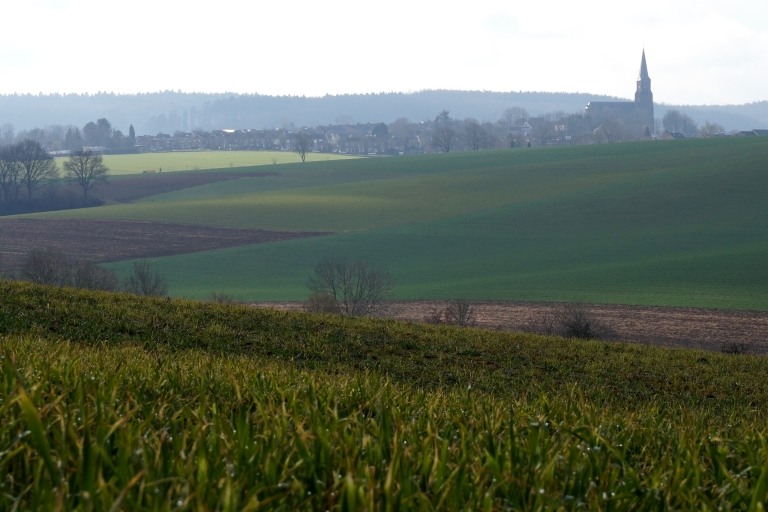 The Sint Martinuskerk in Vijlen seen from the Kolmonderbosweg during a walk from the holiday home.